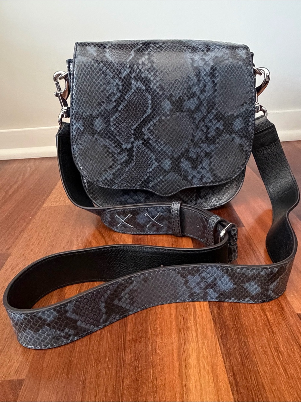 Rebecca Minkoff Stylish Black Snake-Print Crossbody Bag